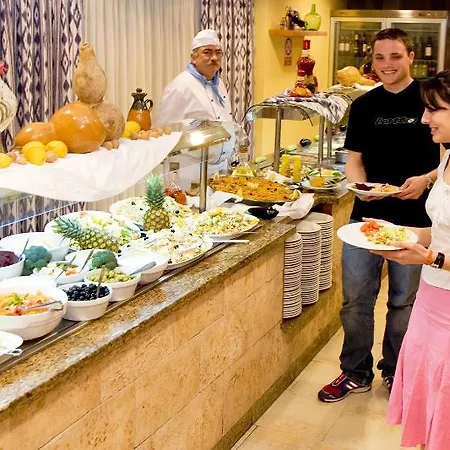 Хостел Elegance Playa Arenal Ii *