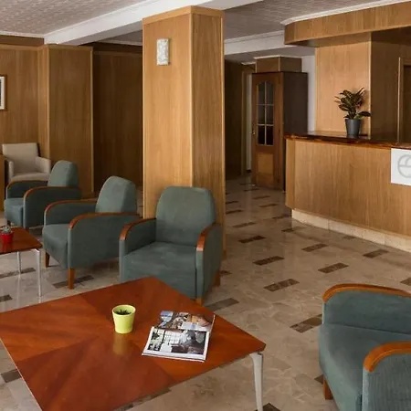Elegance Playa Arenal Ii Хостел