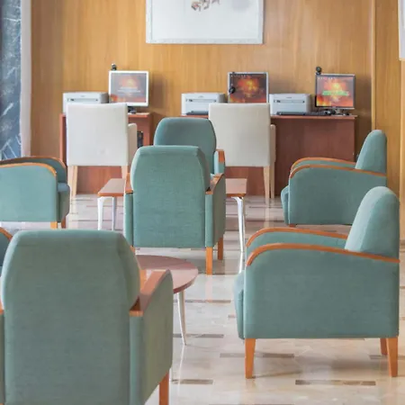 Хостел Elegance Playa Arenal Ii *